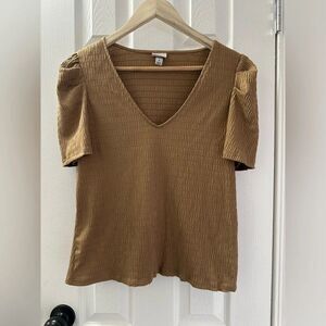 A New Day | Puff Shoulder Smocked Top